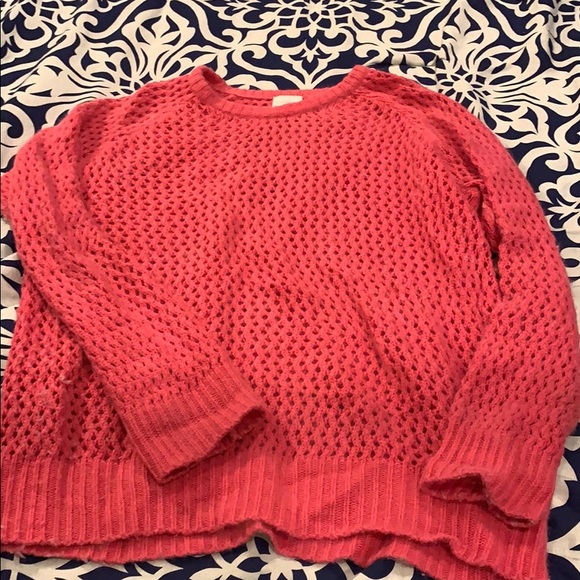 Newly sweater - Picture 1 of 3